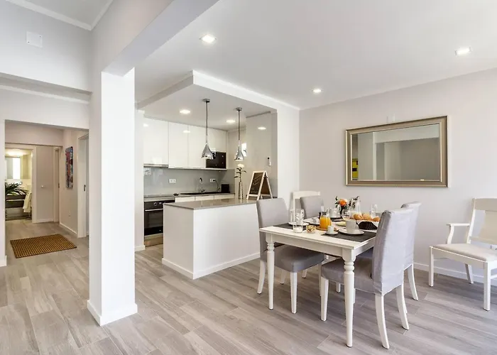 아파트 Luxury At *